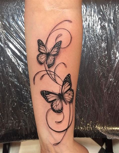 schmetterling tattoos|58 Rose und schmetterling tattoo